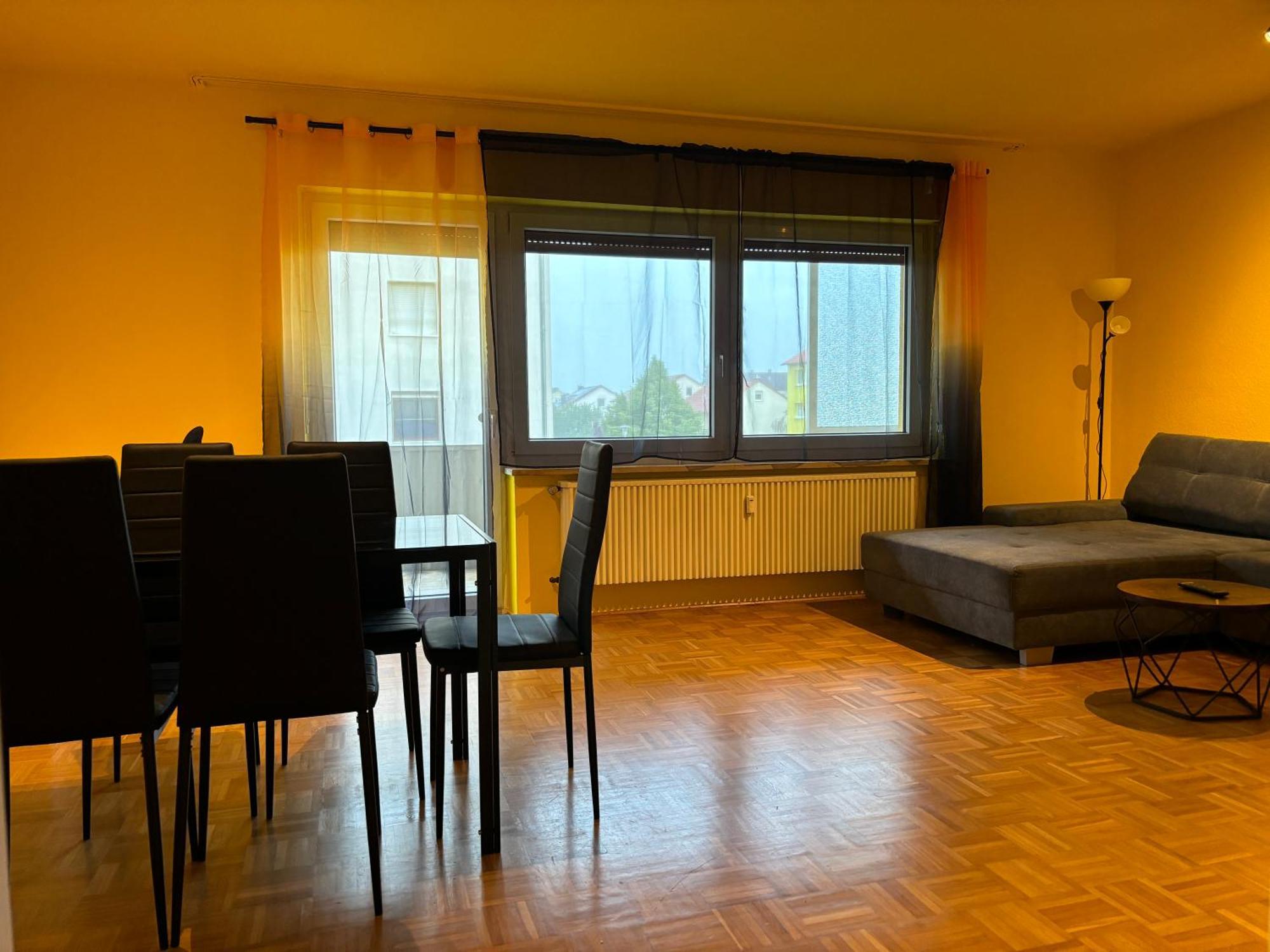 Hive - 3 Zw In Inkl Tv Und Grosse Balkon * Ansbach